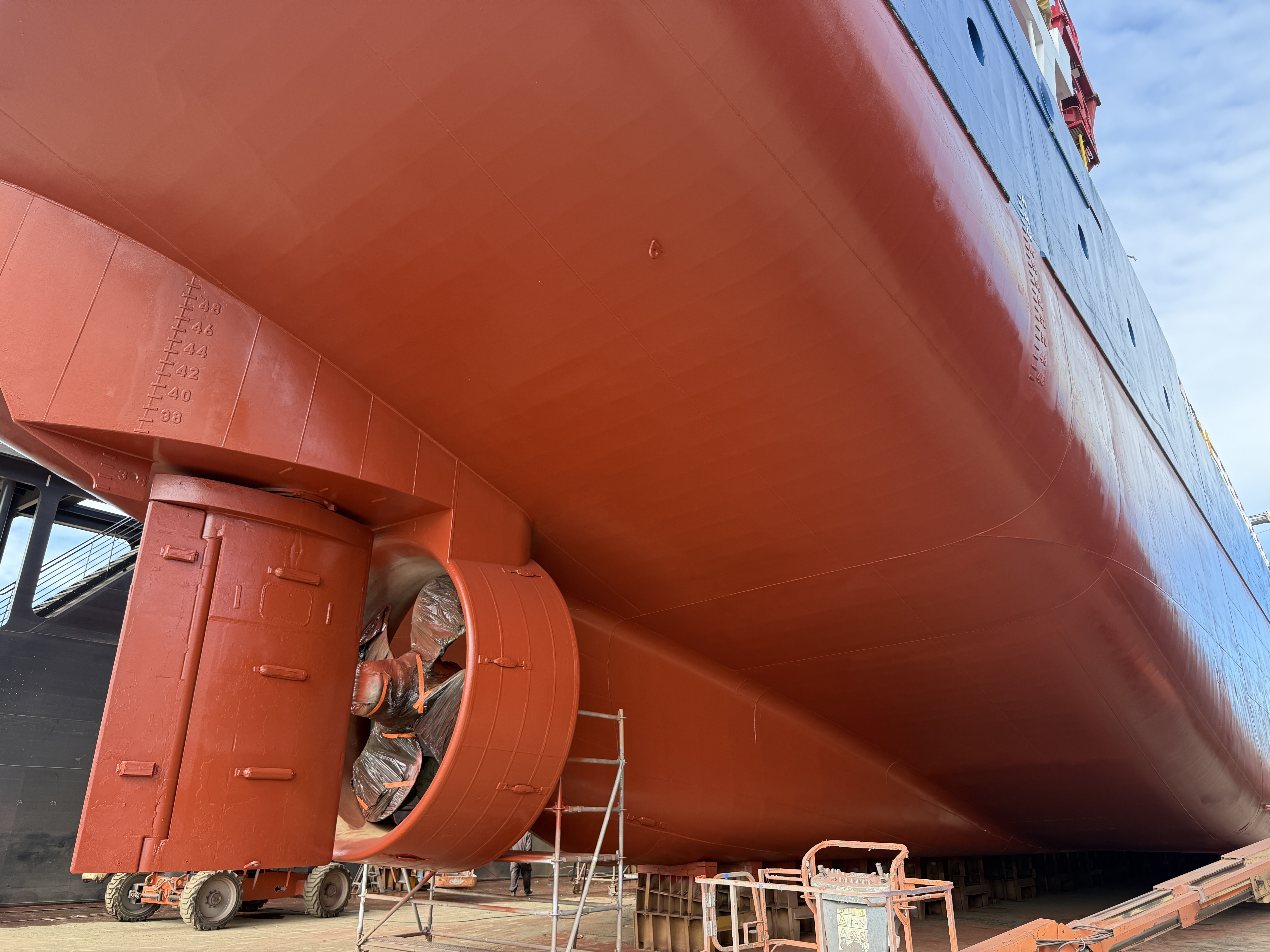 Tussentijdse docking MV Frisian sea - foto 6