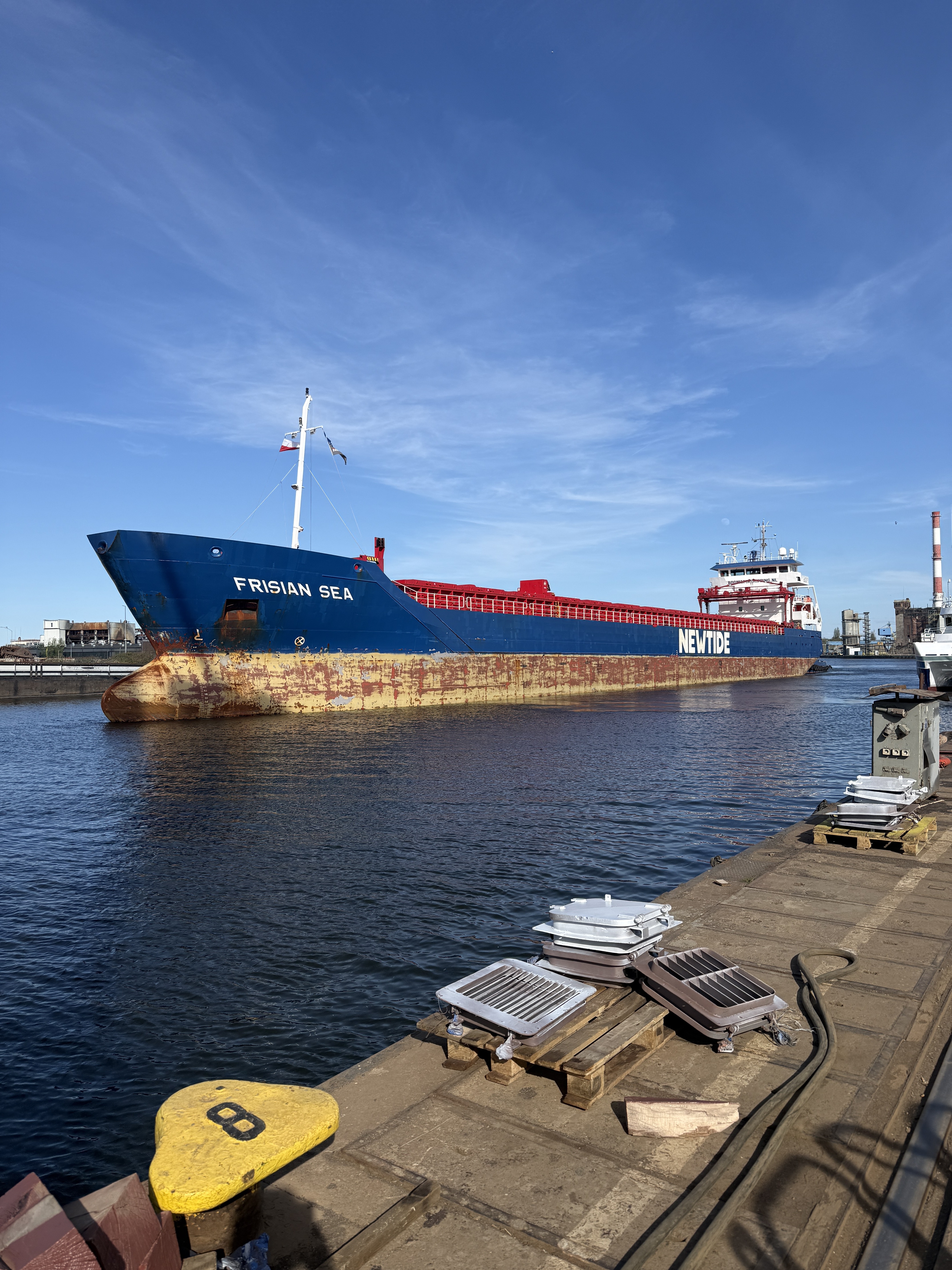 Tussentijdse docking MV Frisian sea - foto 1