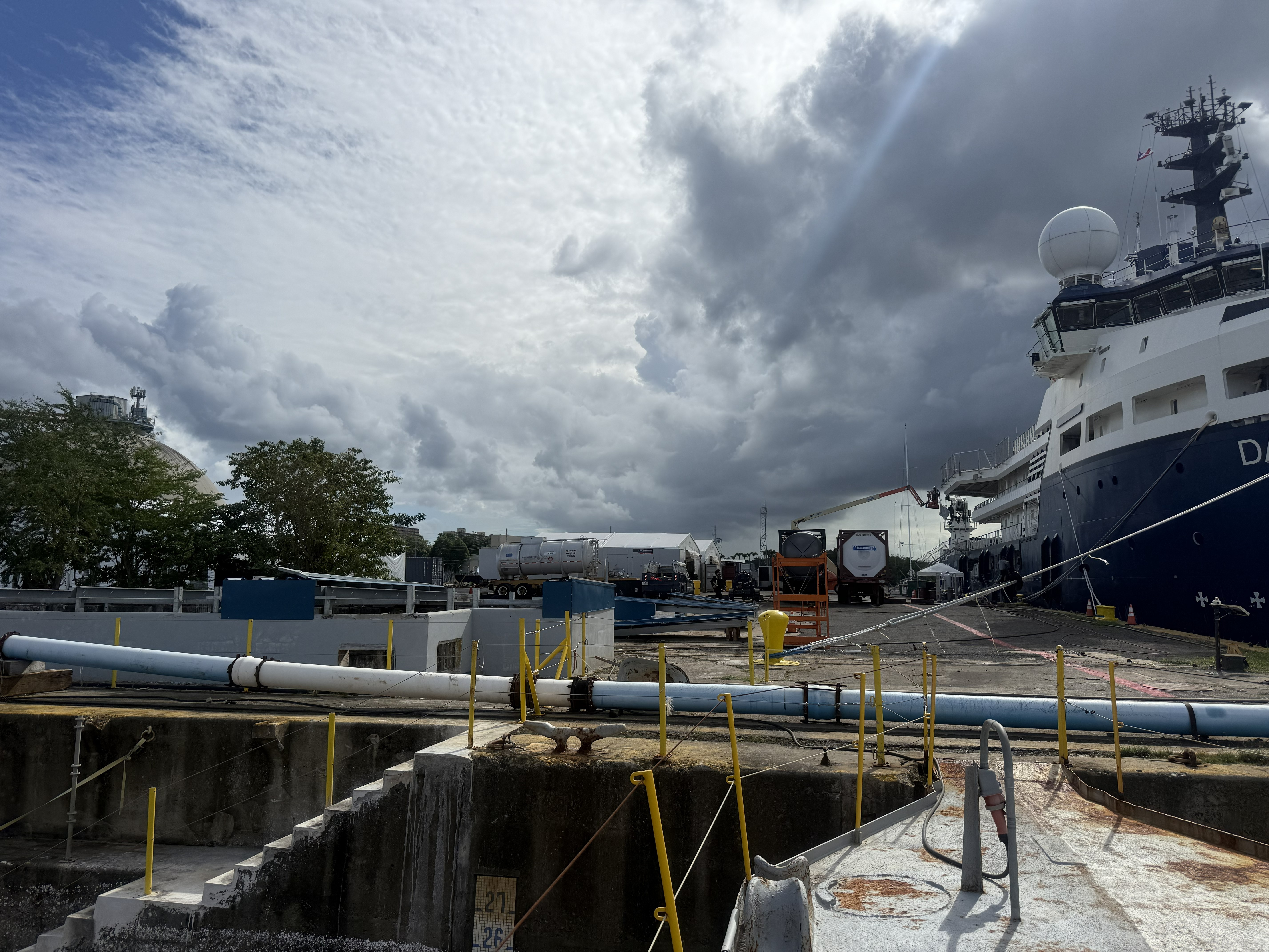 MV Dawn QHSE project management - foto 2